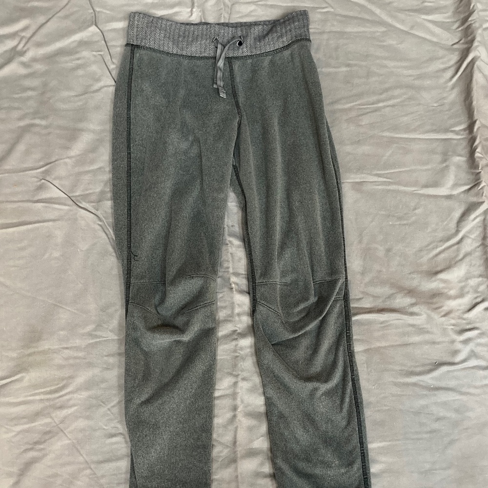 grey ivivva sweatpants size 10 in girls